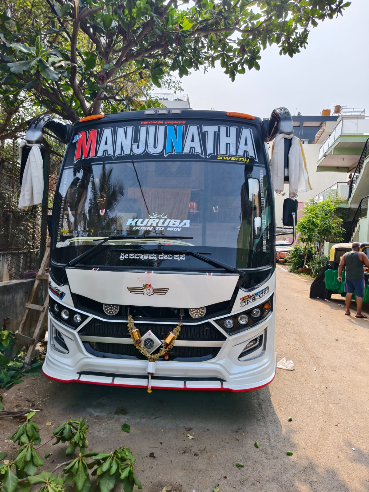 35 seater bus hire in Bangalore for weddings and group travel